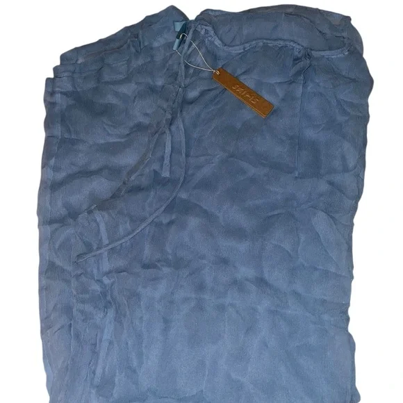 SKIMS SWIMSUIT COVERUP - Picture 2 of 3